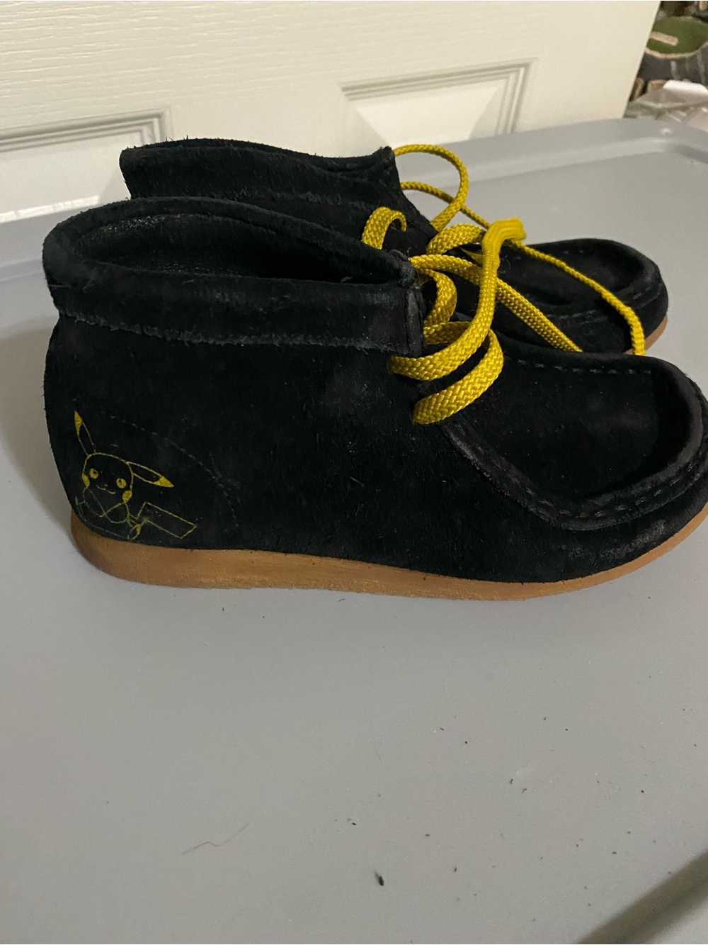 Clarks Original Pokemon Wallabee Mist Pikachu Suede Black Boot Shoe Kids US 13W
